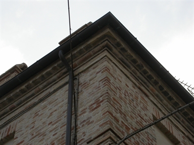 Casa a schiera d'angolo